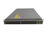 Switch Cisco Nexus N6K-C6001-64P cu 48 de porturi SFP+ de 10 Gb, 4 porturi QSFP+ de 40 Gb și 2 surse de alimentare, pentru montare &icirc;n rack