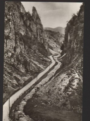 CPIB 22003 - CARTE POSTALA - DEFILEUL DAMBOVICIOAREI foto