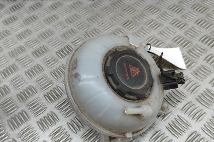 Vas de expansiune AUDI Q2 GA 2020 OEM: 5Q0121407M 30665593