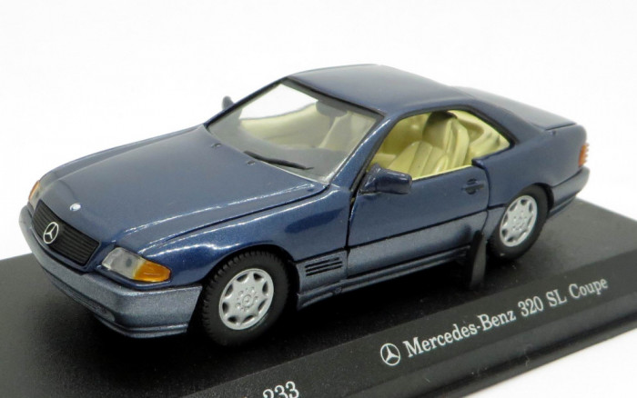 Detail cars Mercedes SL 320 ( portiere functionale) 1990 1:43