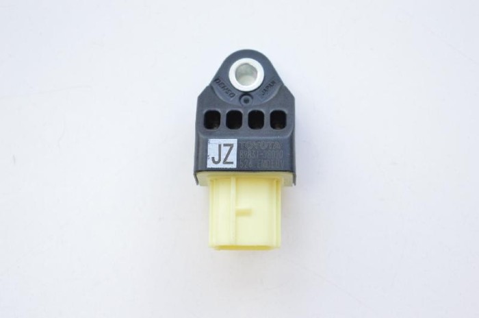 Senzor de impact st&acirc;nga spate LEXUS NX _Z1_ 2015 OEM: 89831-78020,526.EMDEBV 1891805