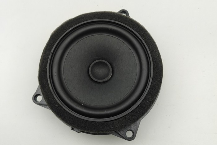 Difuzor ușă dreapta spate BMW 3 G20, G28 2024 OEM: 6809626 | 30740292