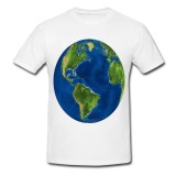Tricou &quot; Lumea &quot;