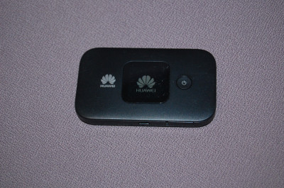 Router portabil LTE / 4 G HUAWEI E5577C 150Mbps DOWNLOAD SPEED NECODAT foto