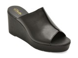 Cumpara ieftin Papuci CLARKS negri, SABINA MULE, din piele naturala