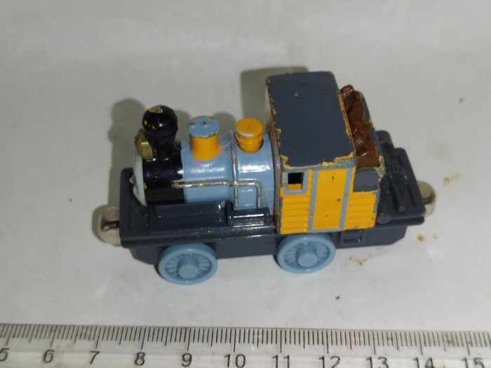 bnk jc Thomas &amp; Friends Take-n-Play - Bash - Mattel 2010