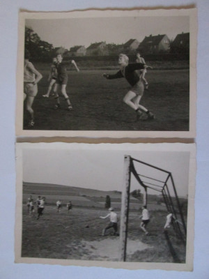 Lot 2 fotografii colectie 101 x 70 mm cu meciuri de fotbal Germania anilor 50 foto