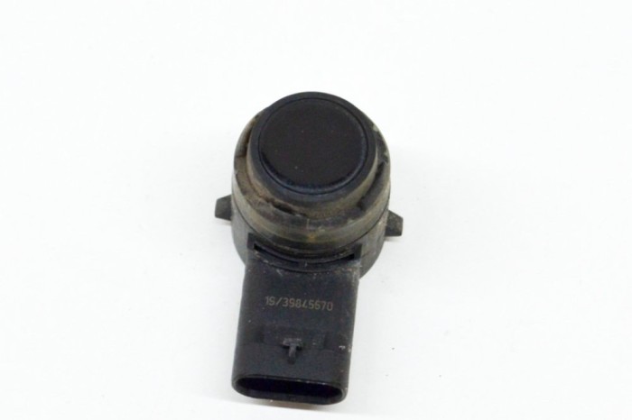 Senzor de parcare spate VOLVO XC60 II 246 2019 OEM: 31471301 14901941