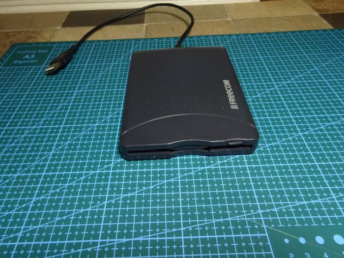 Unitate Floppy extern Freecom 22750 USB Floppy Disk Drive