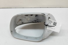 Cadru oglinda ușă st&acirc;nga față AUDI Q5 8R 2017 OEM: 8R0857527A | 32028963