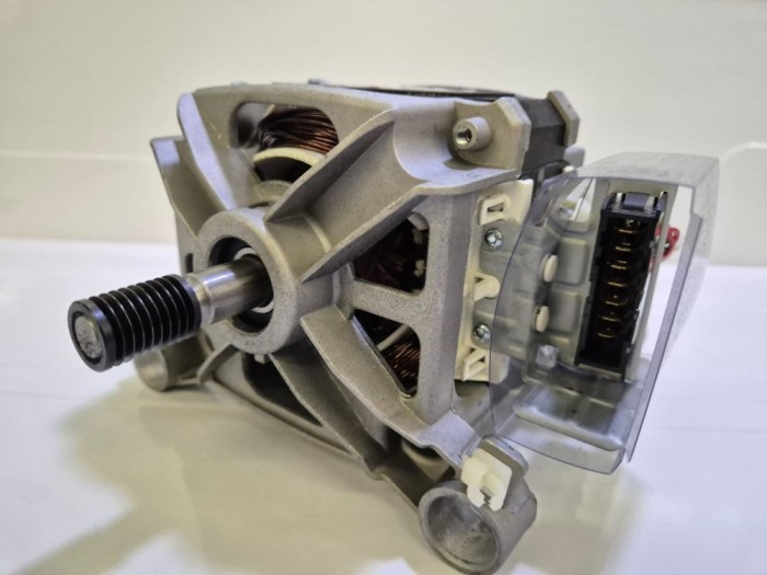 Motor 7 pini masina de spalat Arctic Beko Tonlon DUM66-39 model / R3