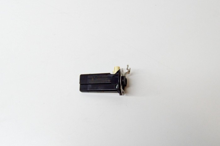 Amplificator de antena MERCEDES-BENZ C W205 2016 OEM: A2059051106 16033426