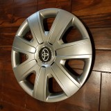 Capace Roti 14 inch Toyota - Set 4 Bucati, Gri Deschis, Flexibile, Emblema Metalica