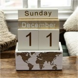 Calendar din Lemn, WORLD , 11 x 6 x 14 cm