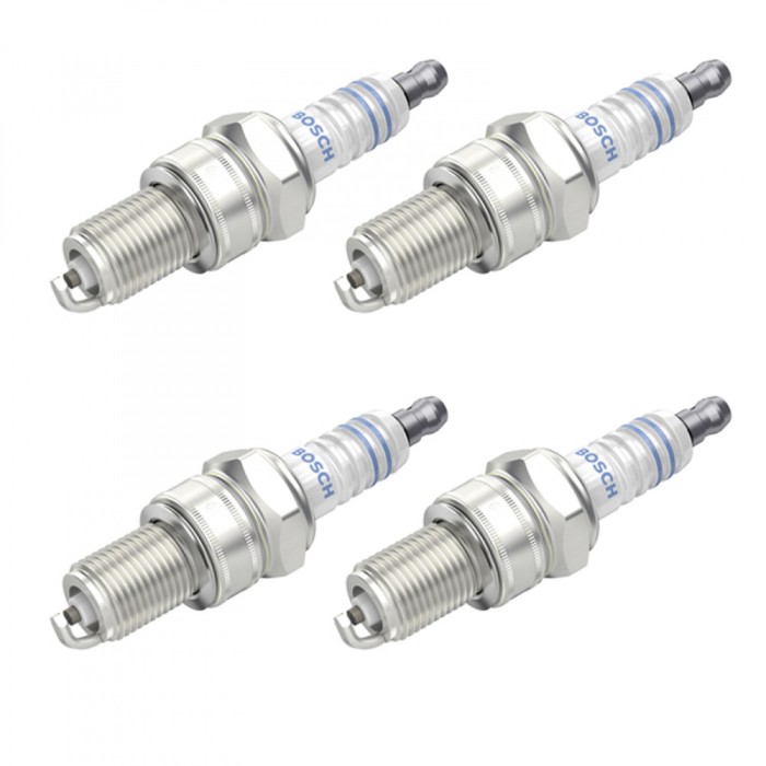 Set 4 bujii scanteie Bosch pentru VW Jetta, Scirocco, Passat, Polo, Golf, T3, Mitsubishi Colt, Lancer, Galant, Eclipse