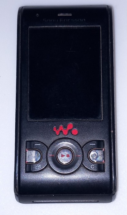 Sony Ericsson W595