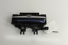 M&acirc;ner exterior ușă dreapta spate AUDI A8 D3 4E2, 4E8 2006 OEM: 4E0839886E,4E0839205G 29399208