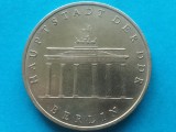 GERMANIA DEMOCRATA-5 MARK 1971 (The Brandenburg gate of Berlin)