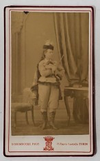 STUDIO SCHEMBOCHE , TORINO , TANARA IN STUDIO , FOTOGRAFIE C.D.V. , SFARSITUL SEC. XIX