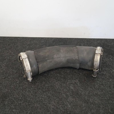 Furtun intercooler st&amp;acirc;nga AUDI A6 4F2, C6 2009 OEM: 4F0145709L 1871043 foto