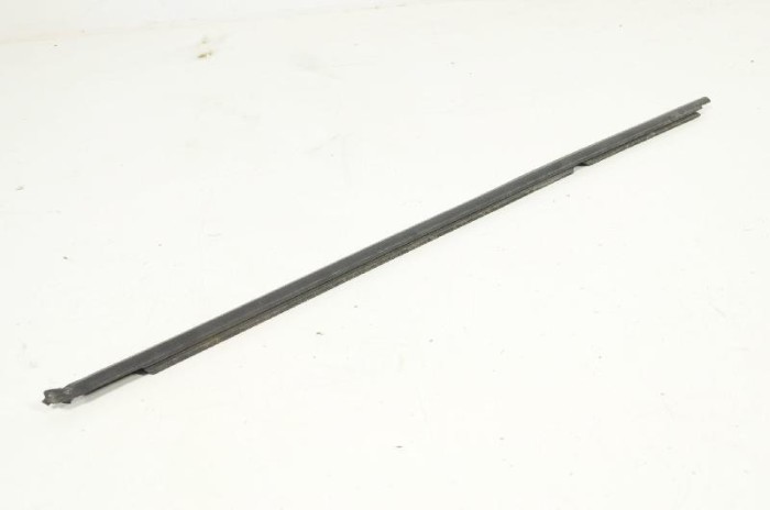 Chedar geam ușă dreapta spate VW GOLF VII 5G1, BQ1, BE1, BE2 2014 OEM: 5GM839477 3157666