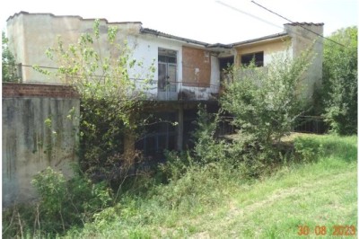 Vand teren intravilan si magazin satesc foto