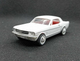 Macheta Ford Mustang - ERTL 1/43, 1:43