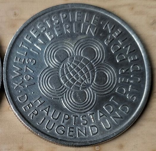 GERMANIA , DDR , RDG 1973 MONEDA 10 MARCI - CONGRES MONDIAL DE TINERET BERLIN