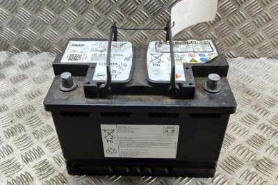 Baterie BMW 3 F30, F80 2016 OEM: 9358612,6924020 31263491 foto
