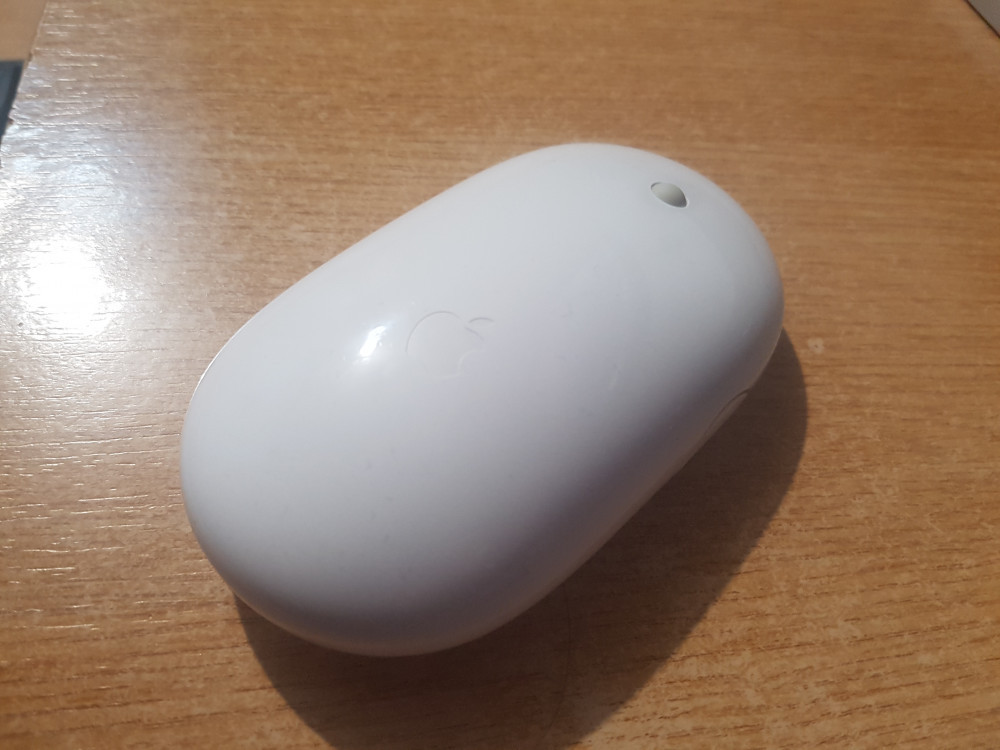 APPLE Wireless Mighty Mouse A1197 FUNCTIONAL.CITITI DESCRIEREA VA ROG!,  Bluetooth, Blue track, Sub 1000 | Okazii.ro