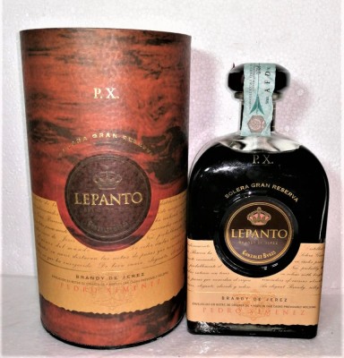 BRANDY SOLERA GRAN RESERVA LEPANTO, CL 70 GR 36 ANII 2000 foto