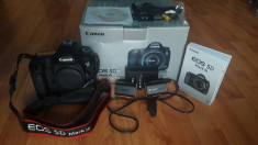 Canon 5D Mark III 23068 cadre + Grip Meike foto