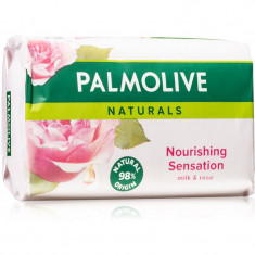 Palmolive Naturals Milk & Rose săpun solid cu aromă de trandafiri 90 g