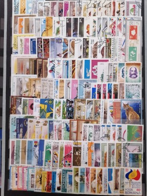 ROMANIA - (24089) - lot 500 timbre stampilate foto