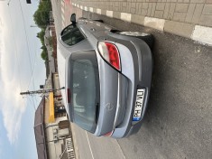 Opel Astra H foto