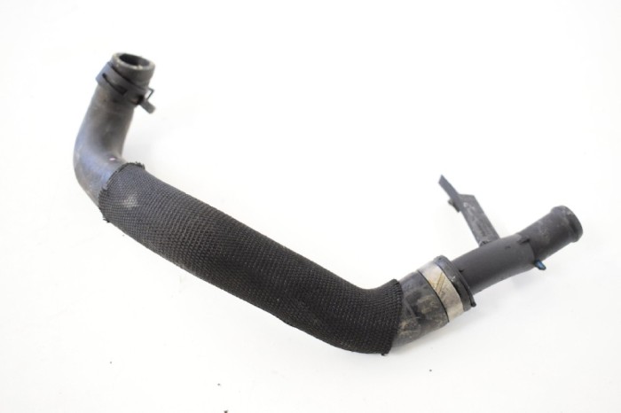 Furtun de lichid de răcire MERCEDES-BENZ C T-Model S205 2017 OEM: A2058306005 | 11012390