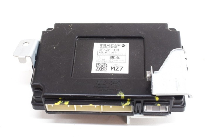 Modul de confort HYUNDAI KONA 2022 OEM: 954B0-K4270 18086534