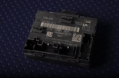 Modul de control ușă dreapta față VW PASSAT B8 3G2 2017 OEM: 5Q0959392E 2583627 foto