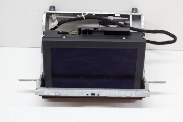 Ecran de navigație AUDI A8 D3 4E2, 4E8 2003 OEM: 4E0867237 | 13941777