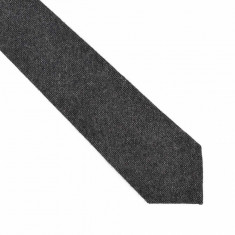 Cravata neagra lata lana Street foto