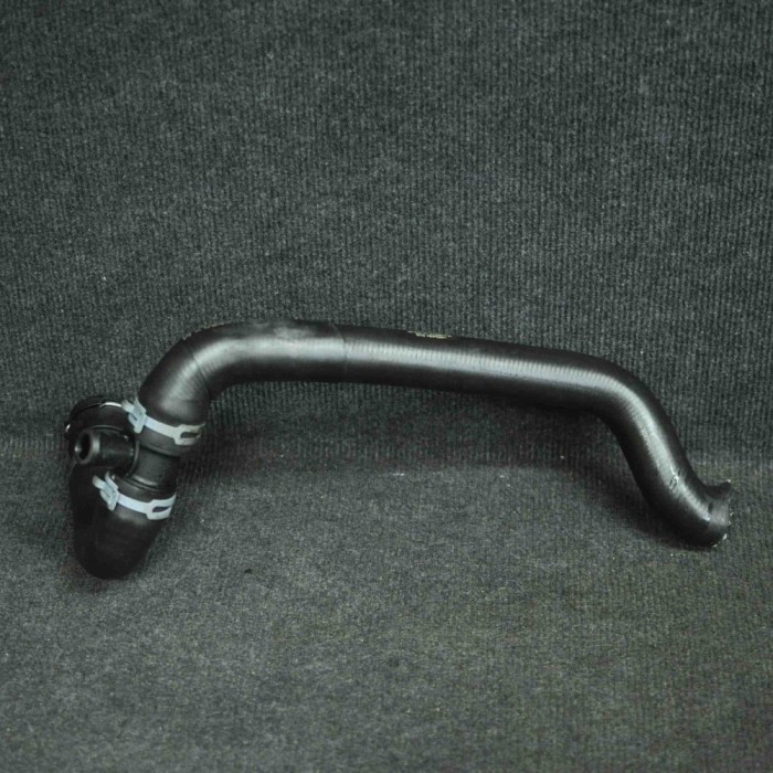 Furtun AUDI A4 8K2, B8 2013 OEM: 8K0122101G3B0122291C