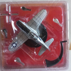 Macheta avion Mitsubishi J2M3 Raiden - Japan - Deagostini 1:72