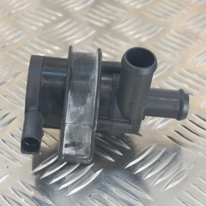 Pompa de apa auxiliara AUDI A5 8T3 2011 OEM: 06H965561 3969558