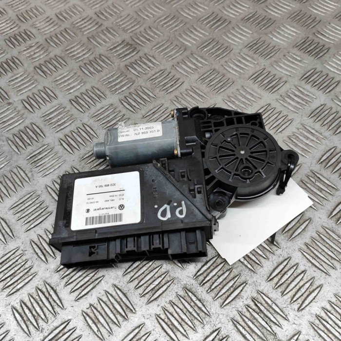 Motor macara geam ușă dreapta față PORSCHE CAYENNE 9PA 2002 OEM: 3D2959793A,3D2.959.793.A 28252088