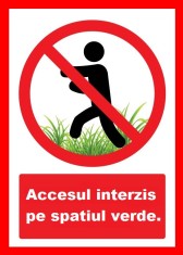 Placuta accesul interzis pe spatiul verde iarba teren de sport foto