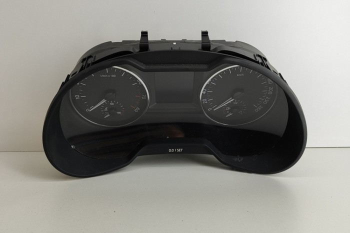 Ceas de bord SKODA OCTAVIA III Combi 5E5 2014 OEM: 5E0920871B 23771283