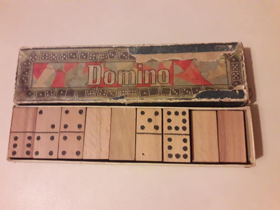 Joc domino lemn romanesc comunist vechi | arhiva Okazii.ro