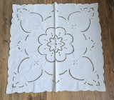 FATA DE MASA DIN PANZA DE BUMBAC CU MODEL BRODERIE SPARTA SI BRIDE, MECANIZATA