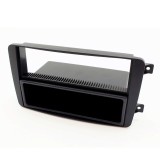 Rama adaptoare 1DIN Connects2 pentru Mercedes C, CLK, Vito si Viano