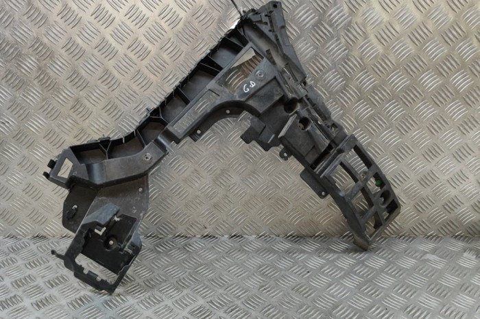 Suport bara de protecție dreapta spate VOLVO XC90 II 2020 OEM: 31663176 30374439